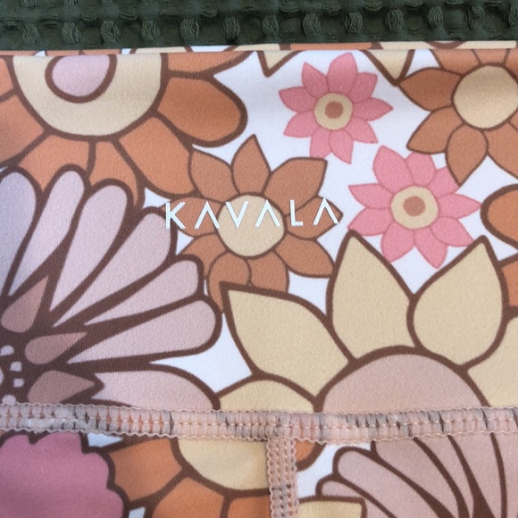 Kavala Collective Flower Power Legging - Picture 9 of 9